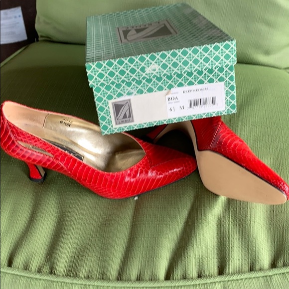 J.Renee Shoes - J. Renee Boa Belly Snake